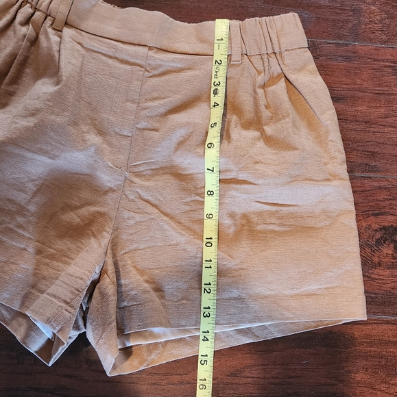EXPRESS ELASTIC WAIST POCKETS SHORTS - Picture 4 of 7